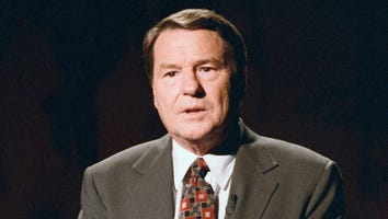 Jim Lehrer, Legendary 'PBS NewsHour' Anchor, Dead at 85