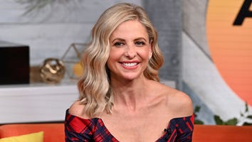 Sarah Michelle Gellar Makes Surprise Comic-Con Appearance, Joins 'Teen Wolf' Spinoff 'Wolf Pack'
