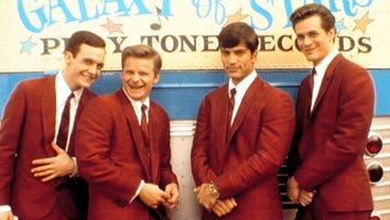 'That Thing You Do' Cast to Reunite for Coronavirus Fundraiser Following Death of Adam Schlesinger