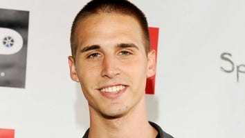 Hagen Mills, 'Baskets' Actor, Dead in Alleged Murder-Suicide Attempt