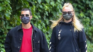 Pregnant Sophie Turner and Joe Jonas Hold Hands While Enjoying a Stroll in L.A. -- See the Sweet Pic!