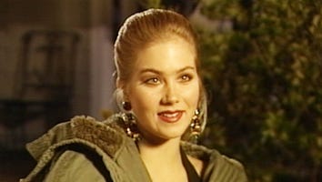 On Set of ‘Don’t Tell Mom the Babysitter's Dead’ With Christina Applegate (Flashback)