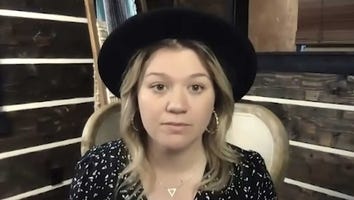 Kelly Clarkson Talks ‘Emotional Roller Coaster’ and Abandonment Issues Prior to Divorce Filing