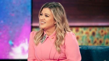 Kelly Clarkson Says She 'Didn't See' Divorce Coming During Her Show's Season Premiere