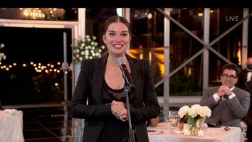 Annie Murphy Wins First Emmy for 'Schitt's Creek'