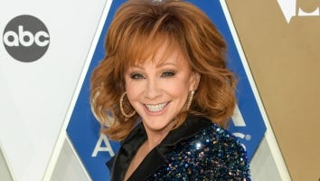 Reba McEntire Is Rescued From Building in Oklahoma After Stairs Collapse