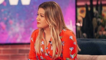Kelly Clarkson Shares How She's Reorganizing Her Life Amid Divorce From Brandon Blackstock