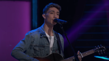 'The Voice': Avery Roberson's Stunning 4-Chair Turn Pits the Coaches Against 'Cowboy' Blake Shelton