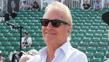 Kevin Costner Makes ‘Field of Dreams’ a Reality in Special MLB Event