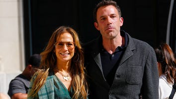 Jennifer Lopez and Ben Affleck Pack on the PDA While Walking Around New York City