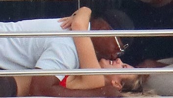 Jamie Foxx Packs on the PDA With Mystery Woman in French Riviera