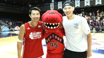 Simu Liu Balls out With Jeremy Lin, Gets Coached by Hall of Famer Dominique Wilkins