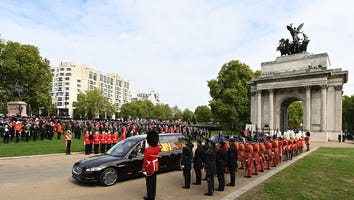 Queen Elizabeth II's Coffin Makes Final Journey to Windsor Castle