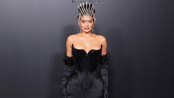 Kylie Jenner Shuffles Onto Red Carpet in Fitted Gown While Wearing Diamond-Covered Crown: 'It's Worth It!'