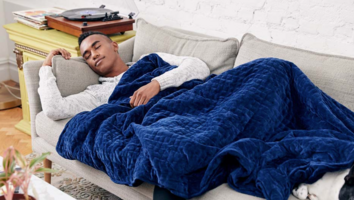 The Best Weighted Blanket Offers for Comfort and Stress Relief This Winter