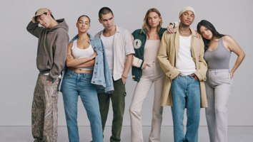 Abercrombie's Fall Sale Is Packed With Fashion Must-Haves For Up to 25% Off — Denim Jeans, Dresses and More