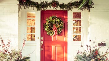 Get in the Yuletide Spirit With Holiday Wreaths, on Sale Now During Wayfair’s Way Day