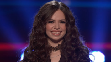 'The Voice' Sneak Peek: Mara Justine Kicks Off the Playoff Round With a Show-Stopping Performance (Exclusive)