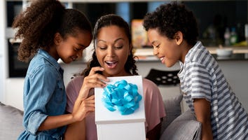 The 15 Best Mother's Day Gifts at Walmart: Save on Skincare, Jewelry, Handbags, Cookware and More