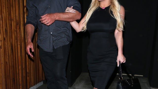 Jessica Simpson Wears Little Black Dress on Date Night With Eric Johnson |  Entertainment Tonight