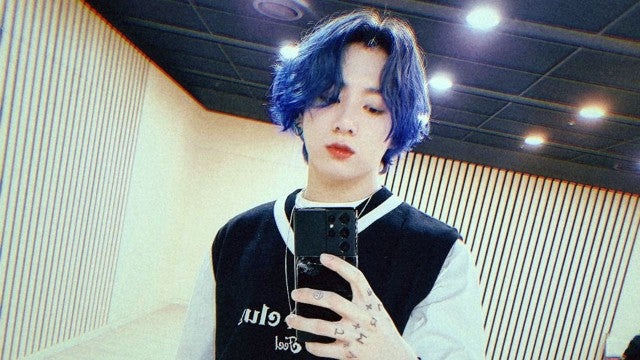 BTS' Jungkook Debuts Blue Hairstyle