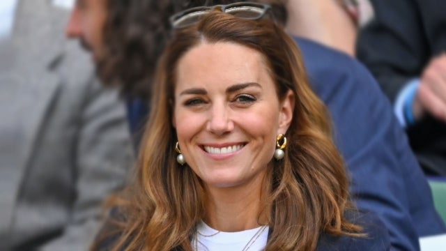  Kate Middleton SMILES BIG at Wimbledon
