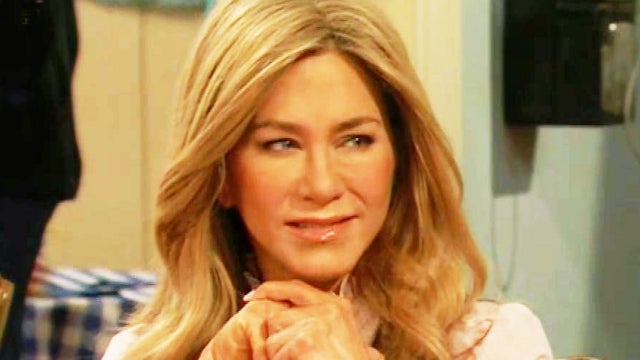Jennifer Aniston Makes Nod to ’Friends’ in ‘Facts of Life’ Live Special 