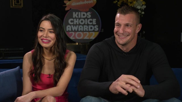 Miranda Cosgrove and Rob Gronkowski Reveal Who They Want Slimed at Kids' Choice Awards