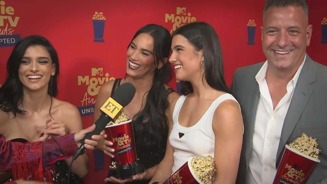 D'Amelio Family Reacts to MTV Awards Win! (Exclusive)