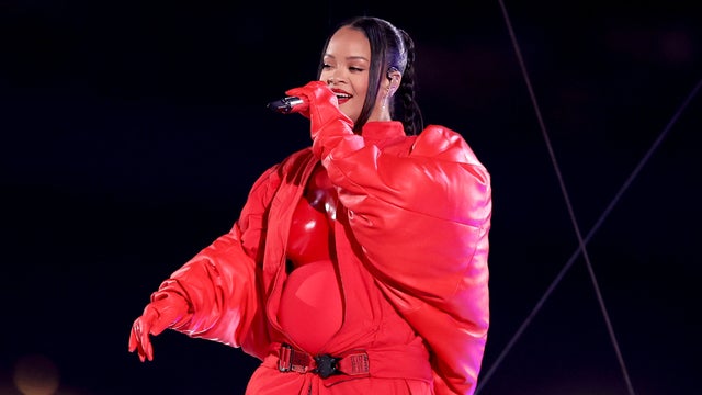 Pregnant Rihanna's 2023 Super Bowl Performance