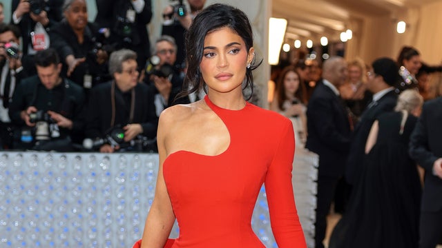 Met Gala 2023: Kylie Jenner Stuns in Red From Head-to-Toe! 