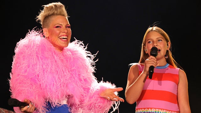 Pink's Daughter Wows Crowd With Performance at Her Concert
