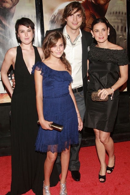 Ashton Kutcher: Demi Moore's Daughters Helped Prepare Me for Fatherhood ...