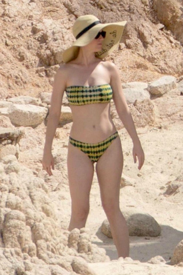 Katy Perry Hits the Beach and Shows Off Bikini Bod - See 