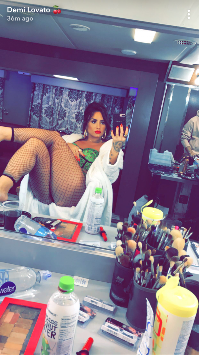 Demi Lovato Rocks Sexy Pin Up Style Look On Snapchat Entertainment Tonight