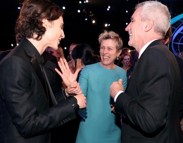 Timothée Chalamet Brings His Mom as His SAG Awards Date ...