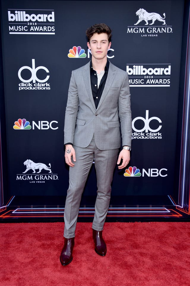 Shawn Mendes at billboard music awards