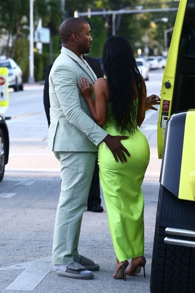 Kim Kardashian & Kanye West Step Out in Style for 2 Chainz's Wedding in  Miami: Photo 4130743, Kanye West, Kim Kardashian Photos