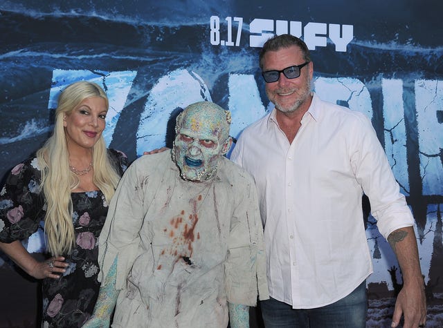 Tori Spelling and Dean McDermott at zombie tidal wave premiere