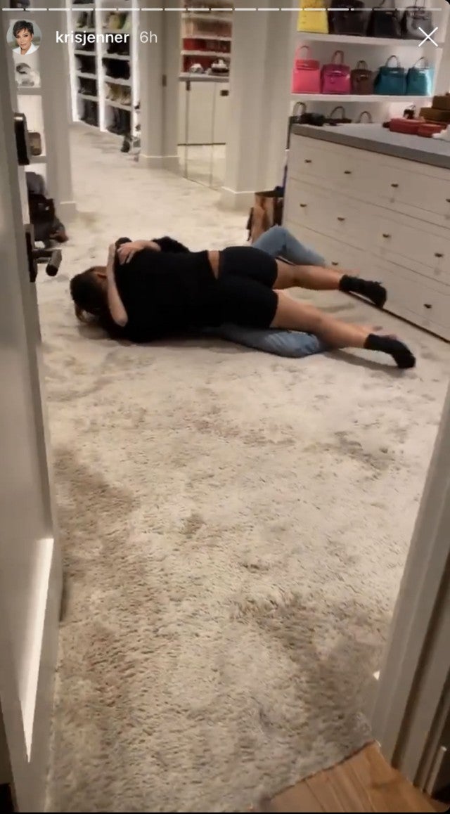 John Legend Makes Out With Chrissy Teigen Pantsless In Kris