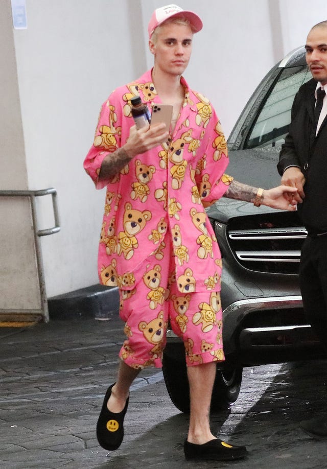 justin bieber in teddy bear outfit