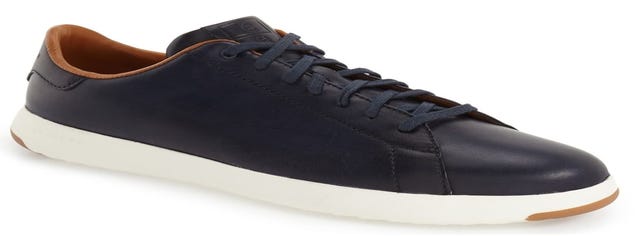 GrandPro Low Top Sneaker