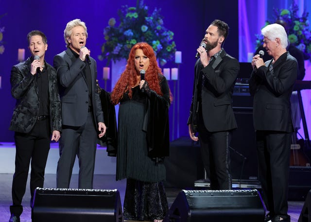 Wes Hampton, Reggie Smith, Wynonna Judd, Adam Crabb and Larry Strickland