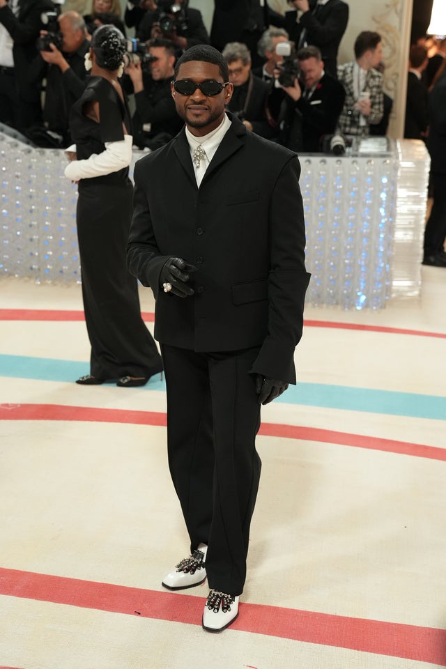 Usher attends the Met Gala 
