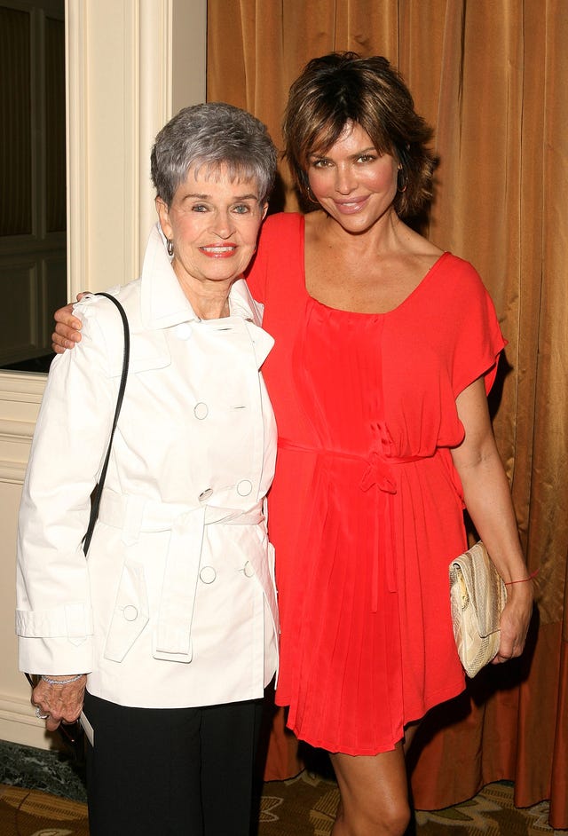 Celebrities and Their Moms | Entertainment Tonight
