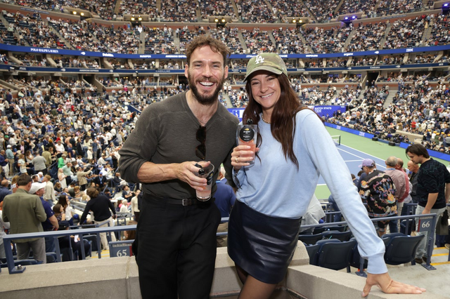Sam Claflin and Shailene Woodley