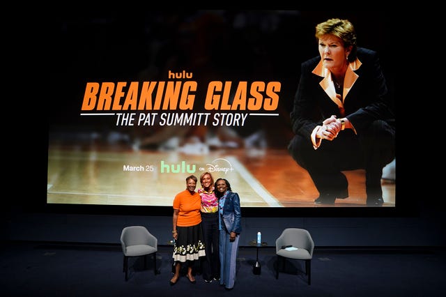 Dawn Porter, Robin Roberts, and Deborah Roberts