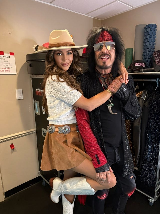 Courtney and Nikki Sixx
