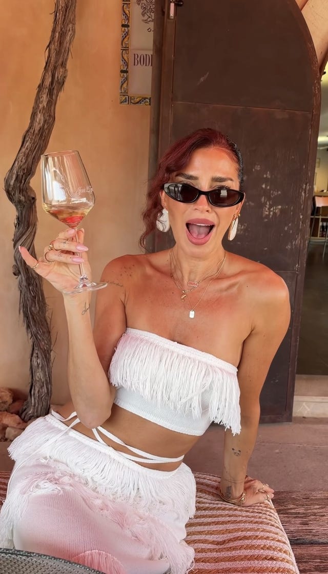 Nicole Williams English