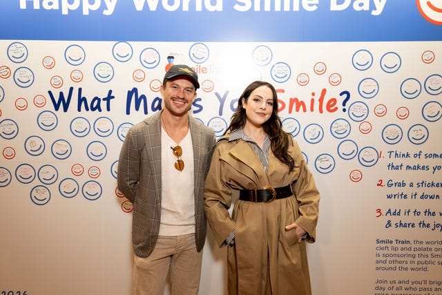 Graham Phillips and Liz Gillies